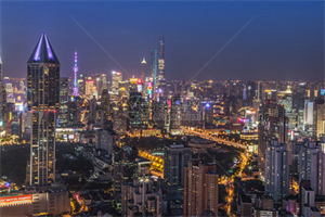 Emotional Growth： The Importance of Long-Term Relationships in Shanghai